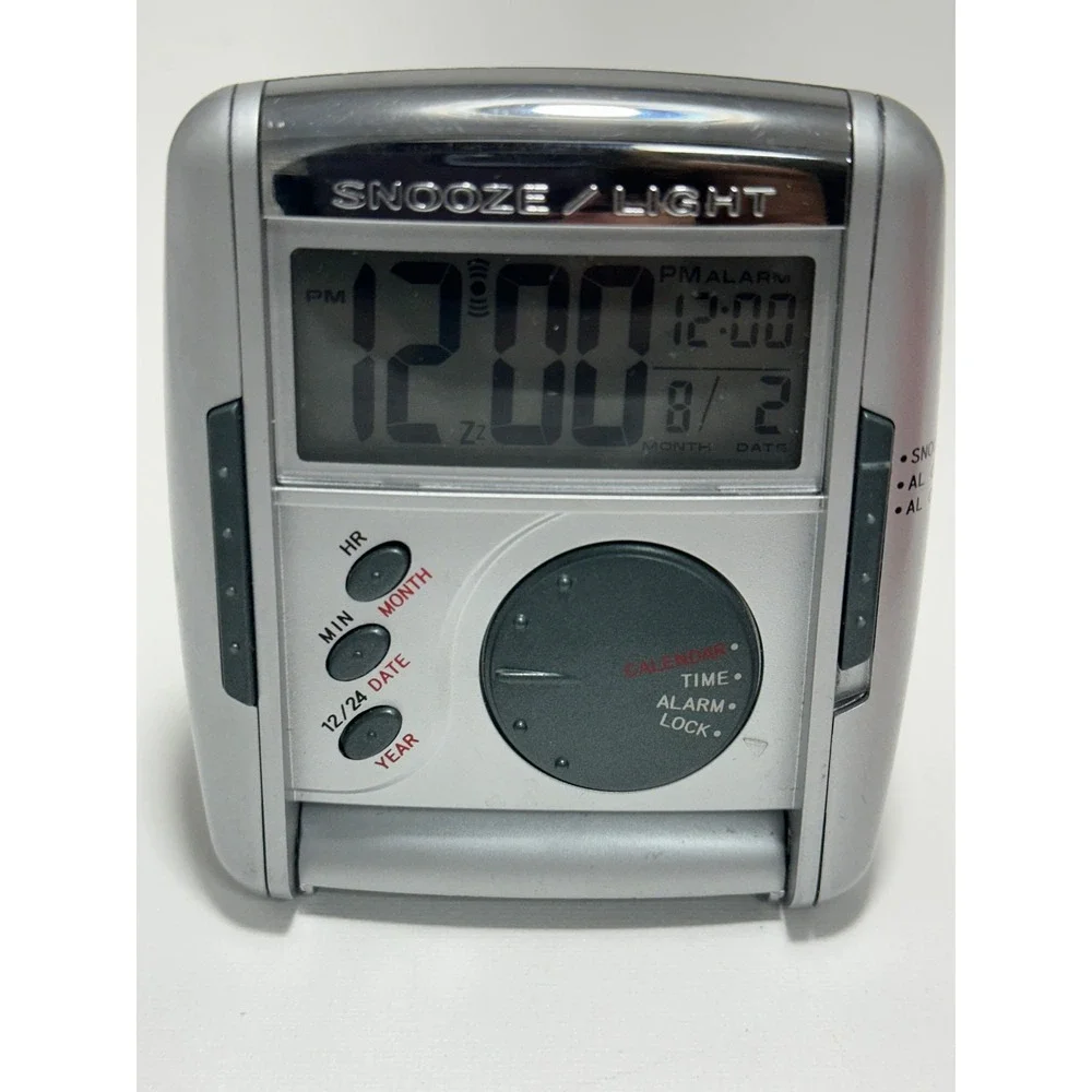 Seiko QHL004S Travel Desk Dual Alarm Clock Folding Backlit Snooze Silver